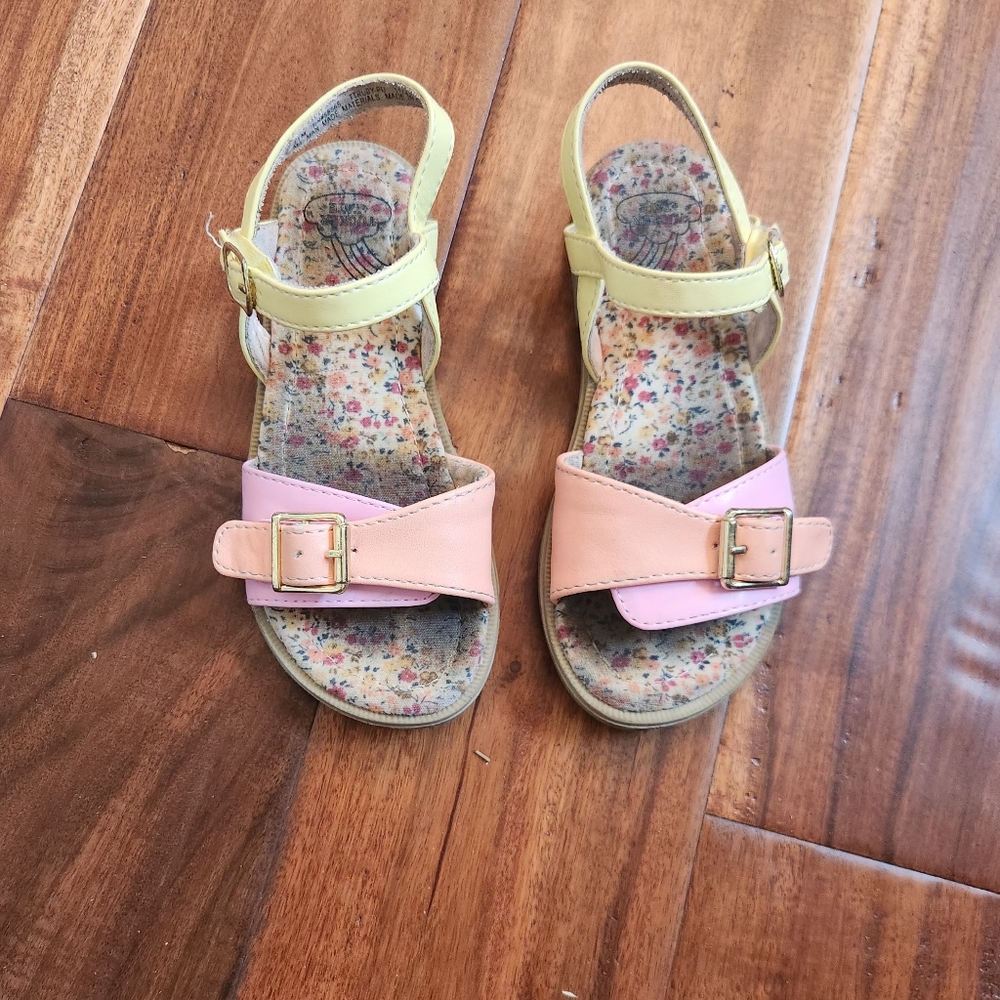 Kids Sandals with Buckle - Pink and Tan
